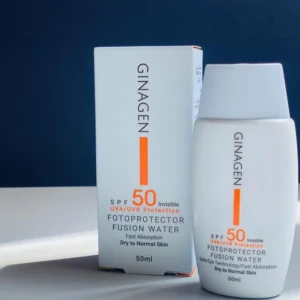 کرم ضدآفتاب بی‌رنگ ژیناژن مدل SPF50، مناسب پوست‌های معمولی و خشک، حجم 50 میلی‌لیتر